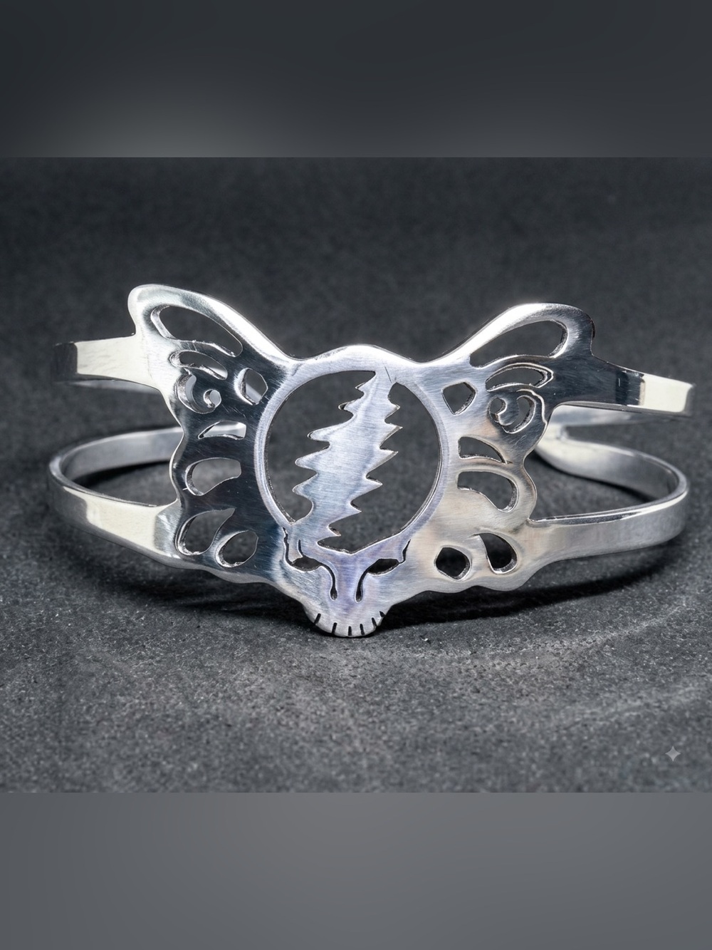Recycled Aluminum GD Skull & Lightning Bolt Cutout Cuff Bracelet - Silver